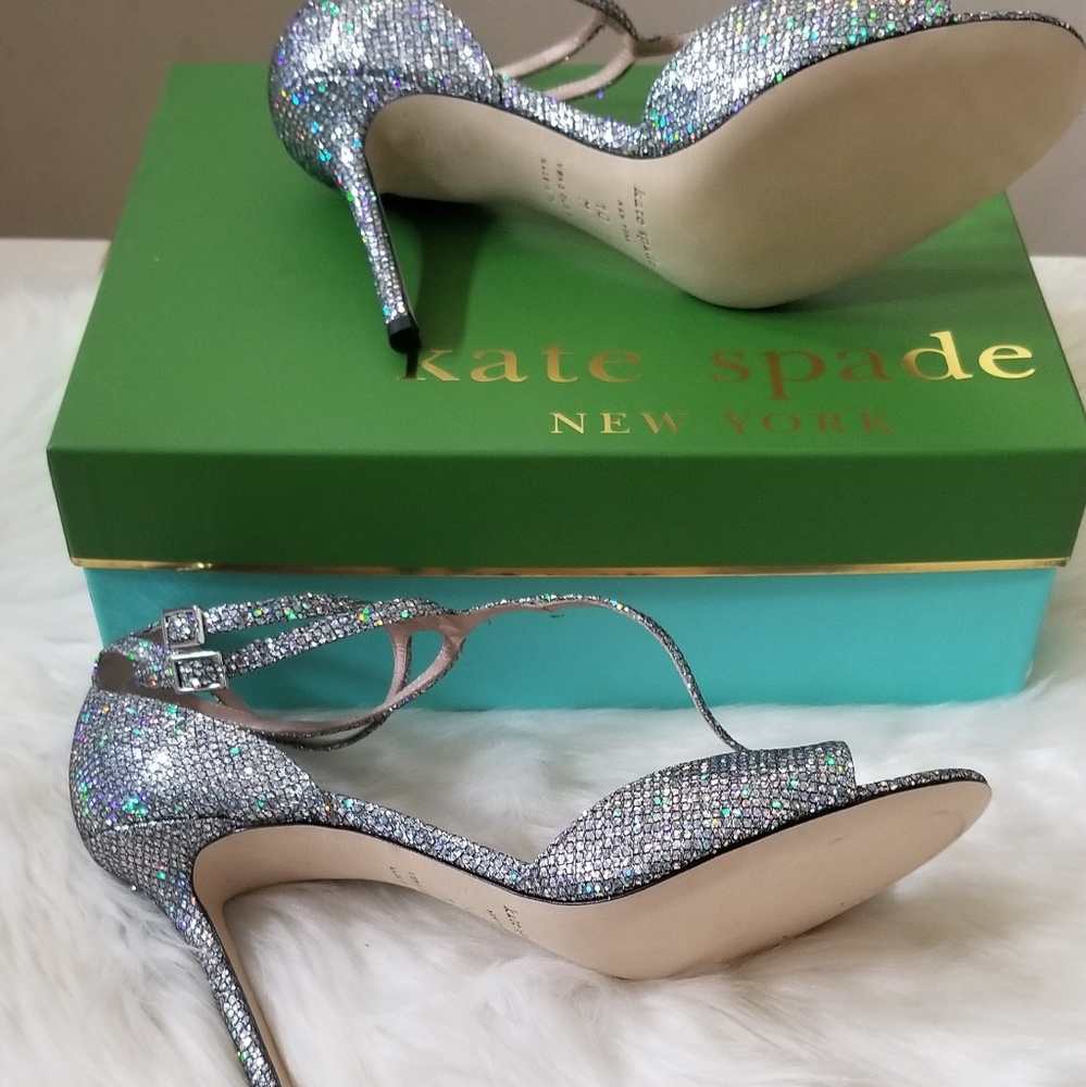 Shoe - Picture 4 of 4
